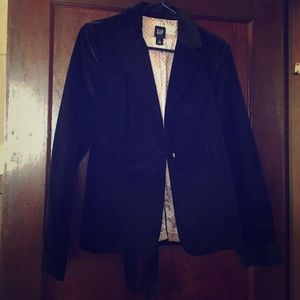 Gap black velvet blazer size 8