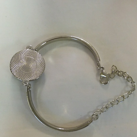 Moon phase cabochon bracelet - Picture 4 of 5