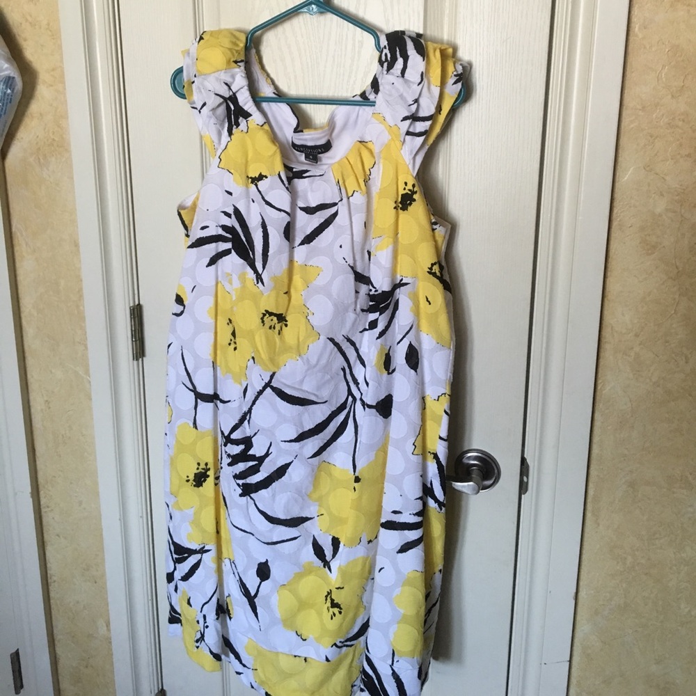 Perceptions Dress Size 16