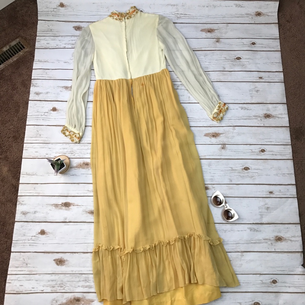 Vintage 1970s Prom Intricate Yellow Mustard Chiffon High Neck Formal Gown 10 - Picture 8 of 8
