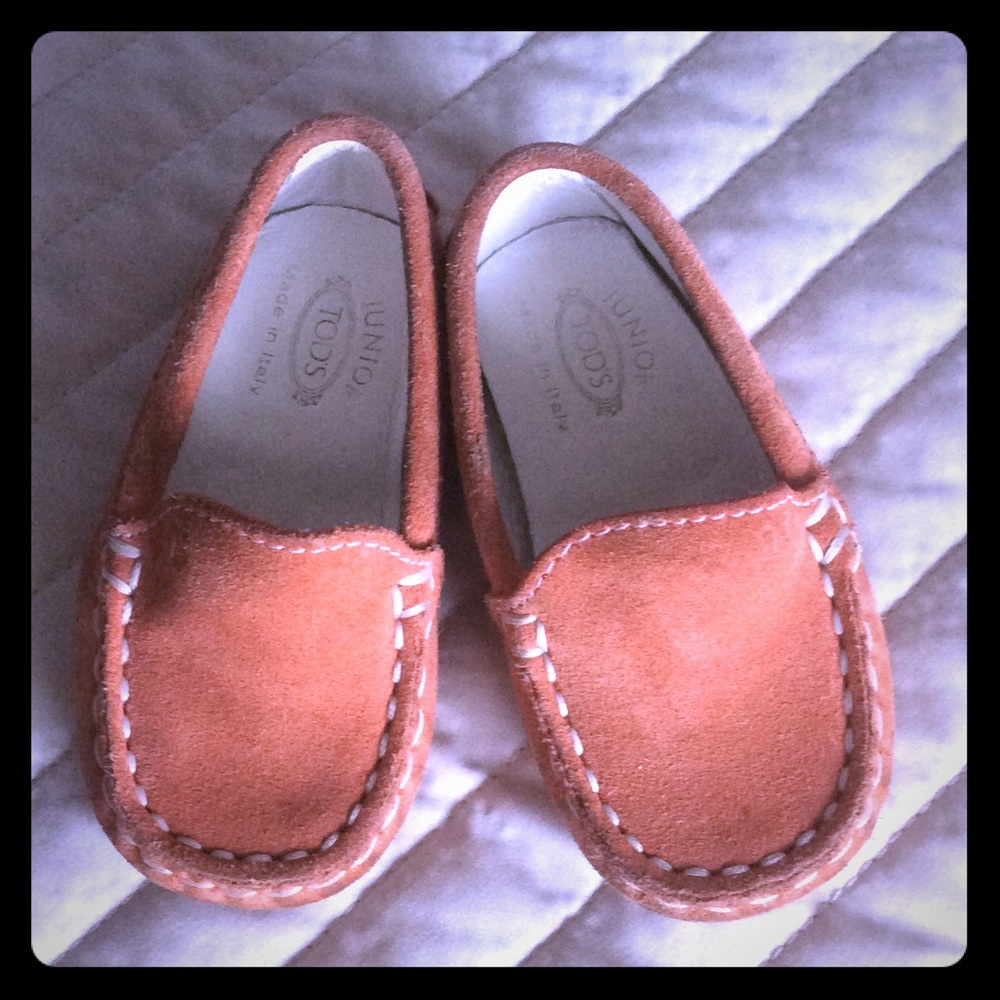 Very Posh Junior Tods Suede Loafers for baby