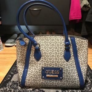 *never used* GUESS handbag