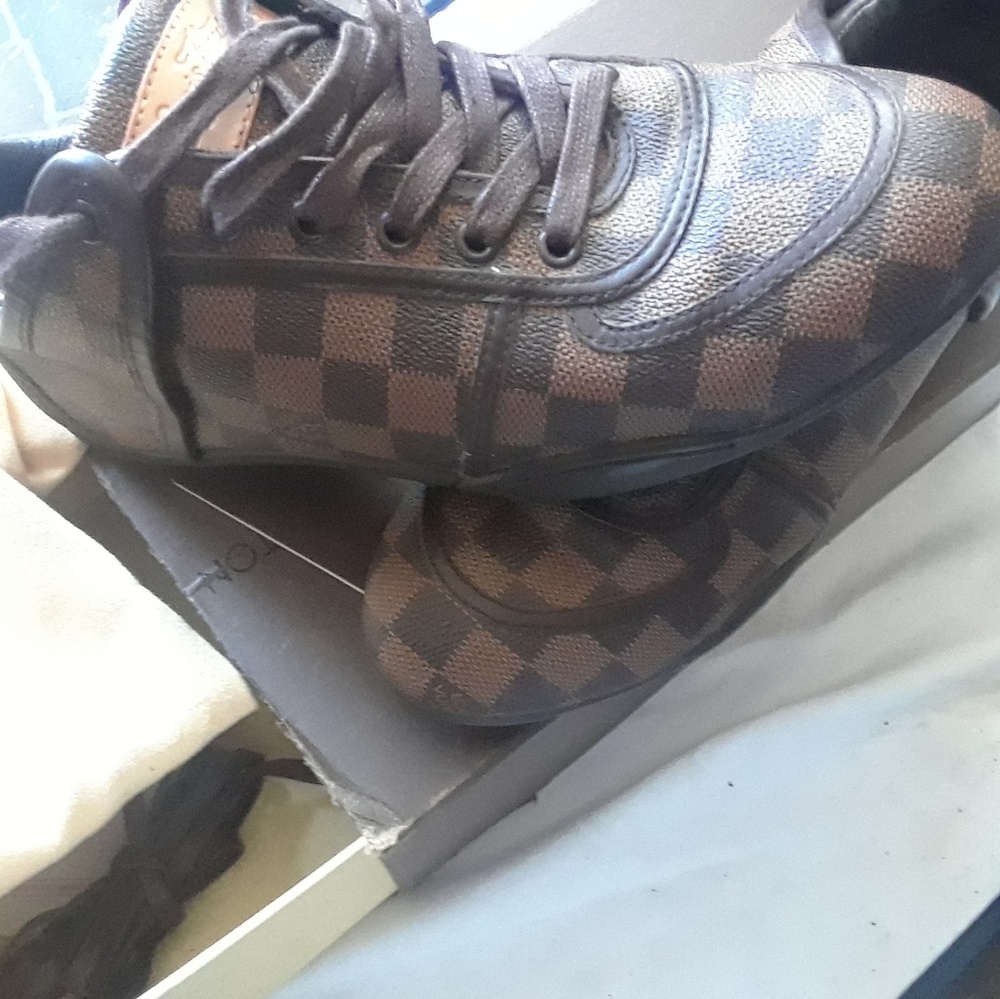 Used Louis Vuittion boogie sneakers