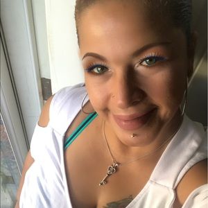 Meet your Posher, Joanna