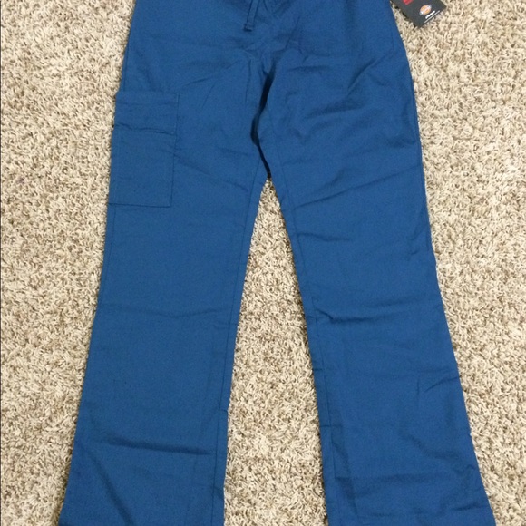 Scrub Set - Picture 3 of 7