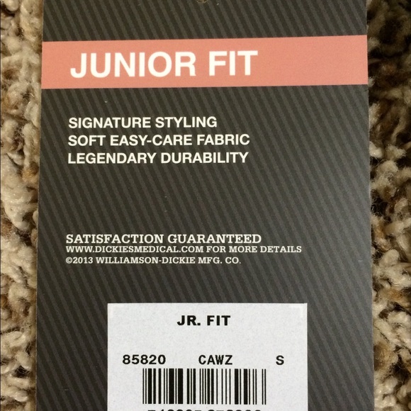 Scrub Set - Picture 4 of 7