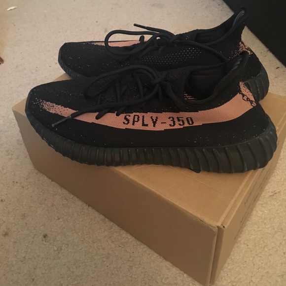 Men\'s Adidas Yeezy Boost 350 V2