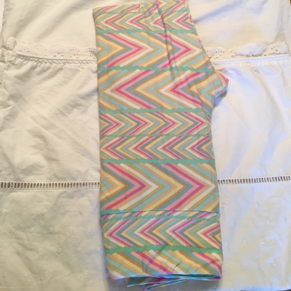 LuLaRoe Printed OS Leggings
