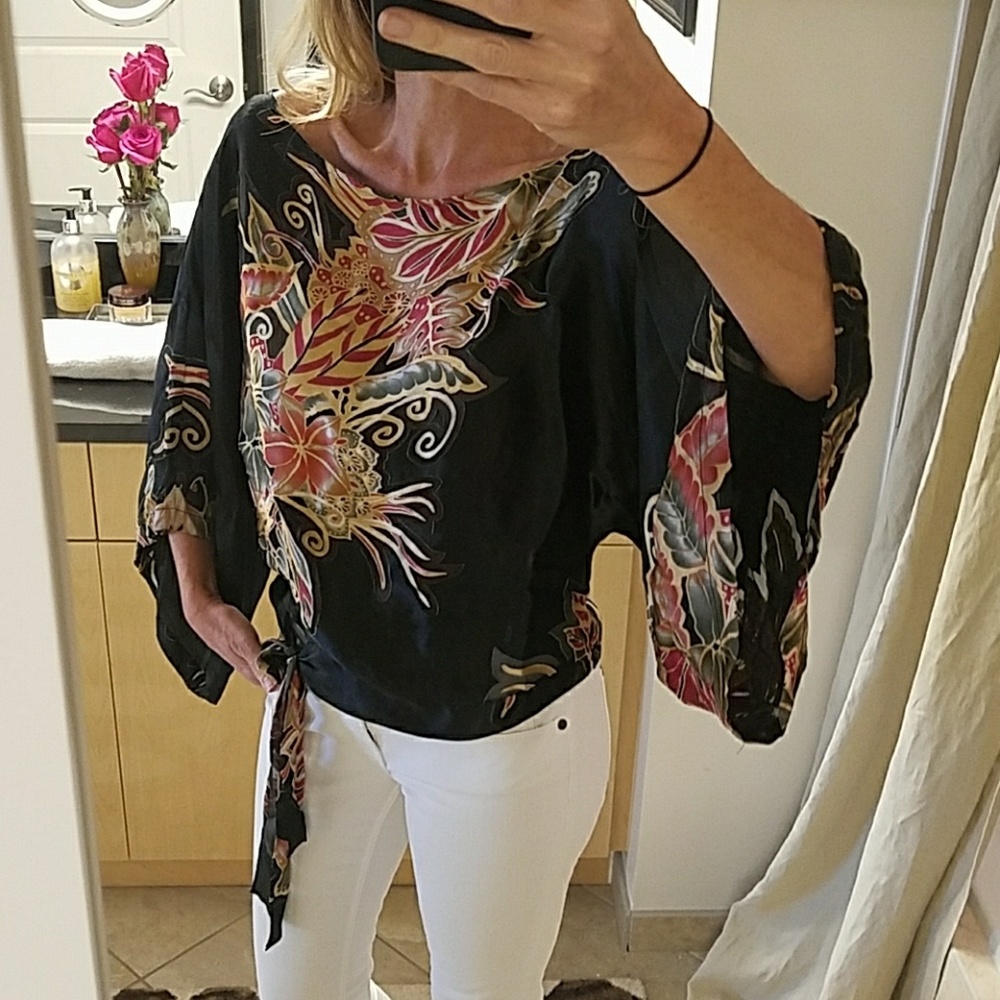 Cache silk blouse with butterfly sleeves small
