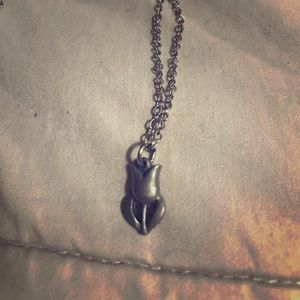 Tulip necklace