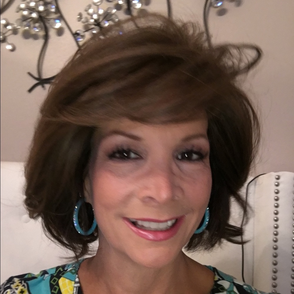 Meet your Posher, Sheri