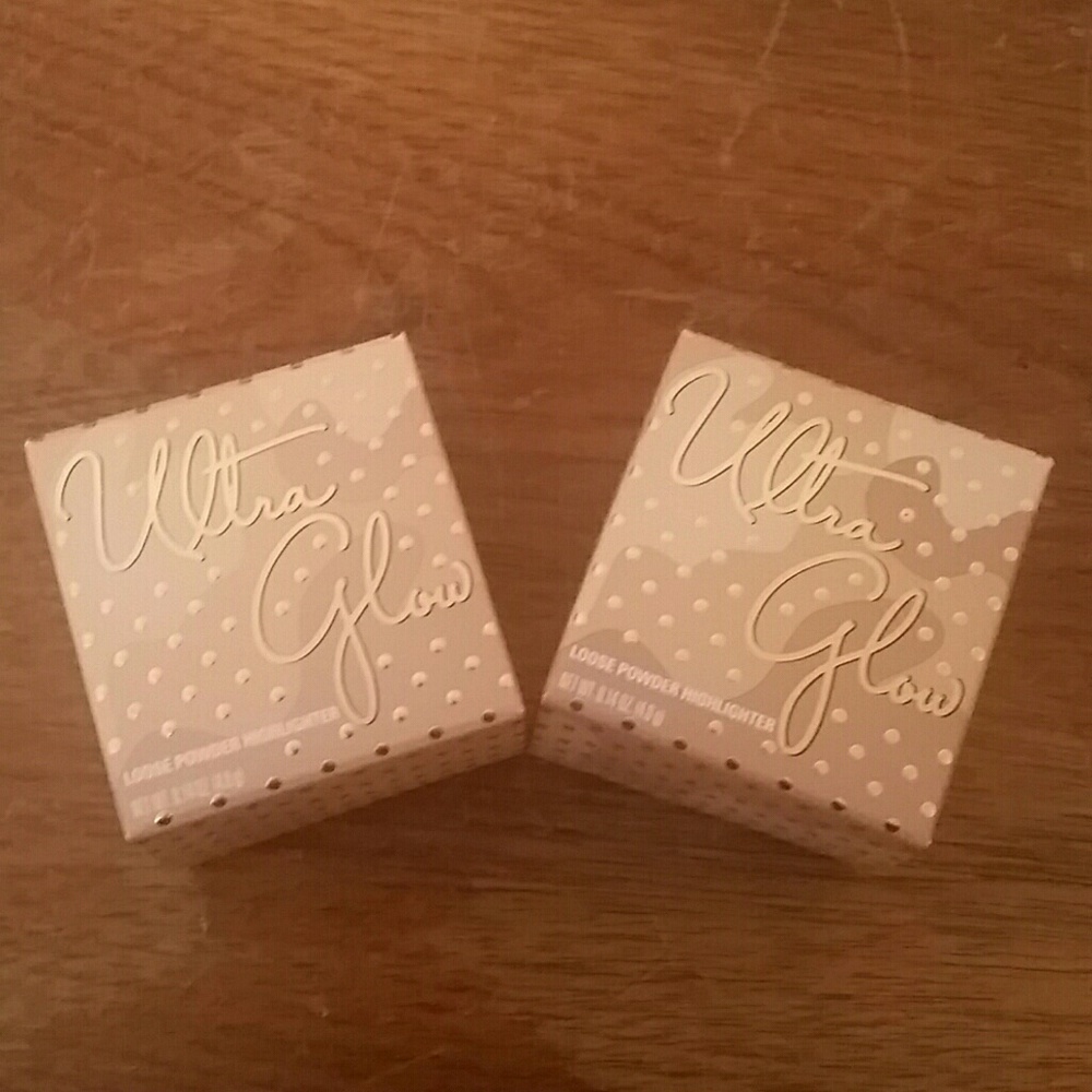 Kylie Cosmetics Ultra Glow Highlighter