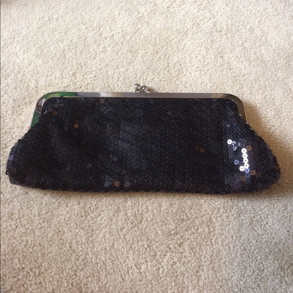 NWOT Black sequin purse - Picture 4 of 8