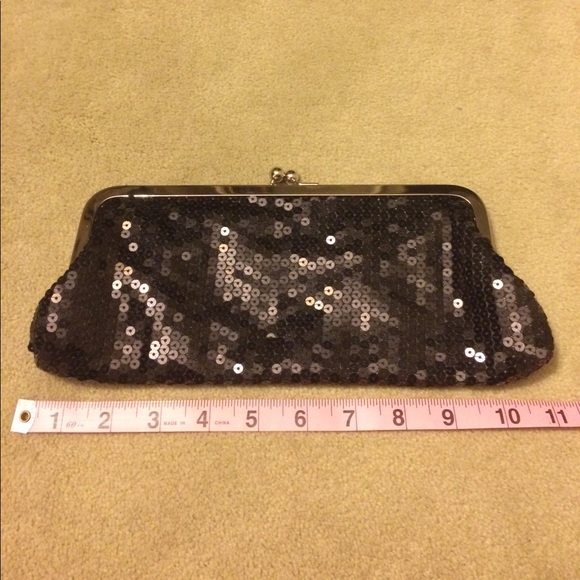 NWOT Black sequin purse - Picture 6 of 8