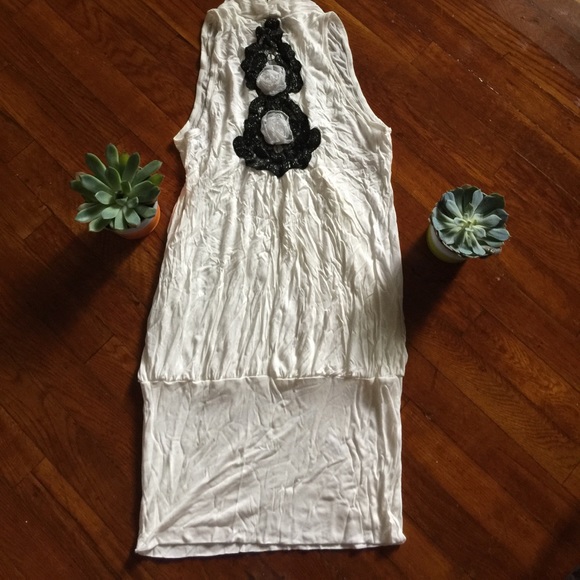 Women dress-BOGO - Picture 4 of 5