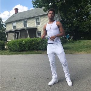 Meet your Posher, Rayshone