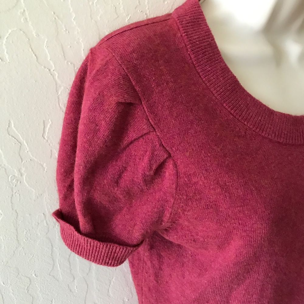 🖤SMALL BANANA REPUBLIC CASHMERE BLEND TOP🖤 - Picture 2 of 5
