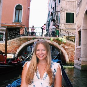 Meet your Posher, Bailey