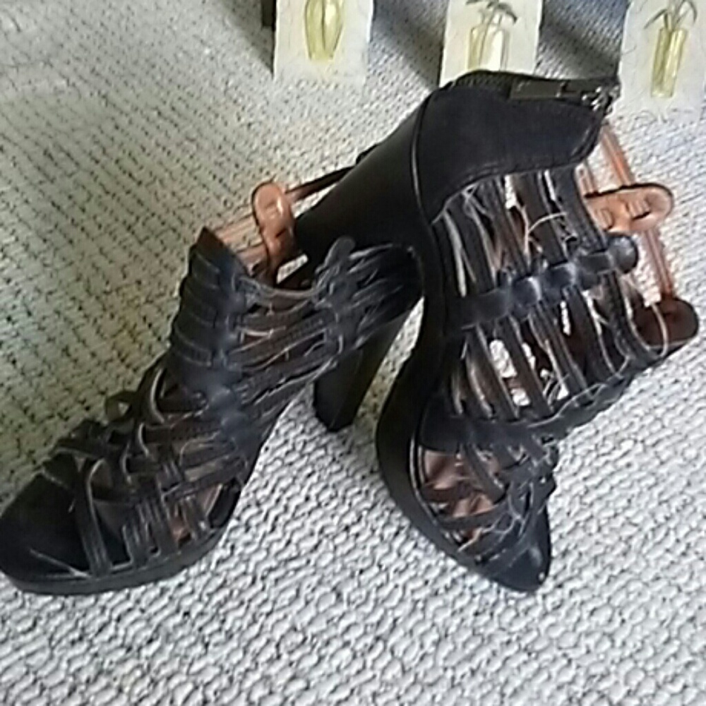 Lucky brand platform sandals .8.5