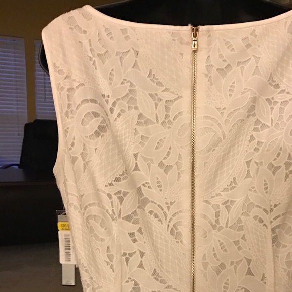 Tahari Lace Dress Size 8 - Picture 3 of 4