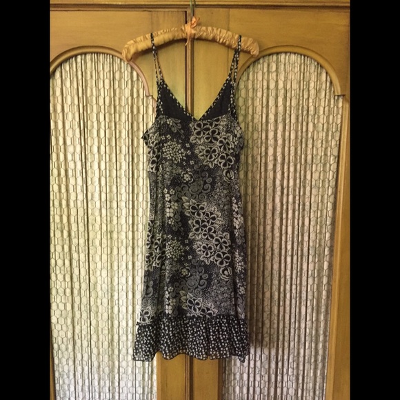 Floral Summer Spaghetti Strap Dress - Picture 3 of 7