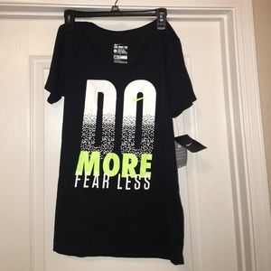 NEVER WORN NIKE SHIRT