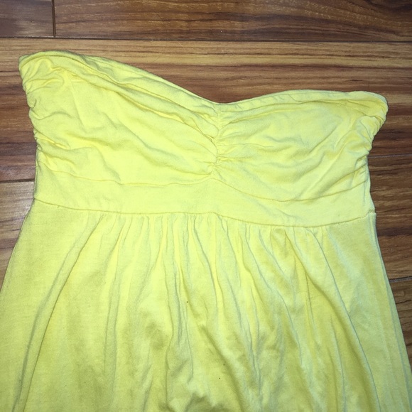 Yellow strapless sundress - Picture 3 of 3
