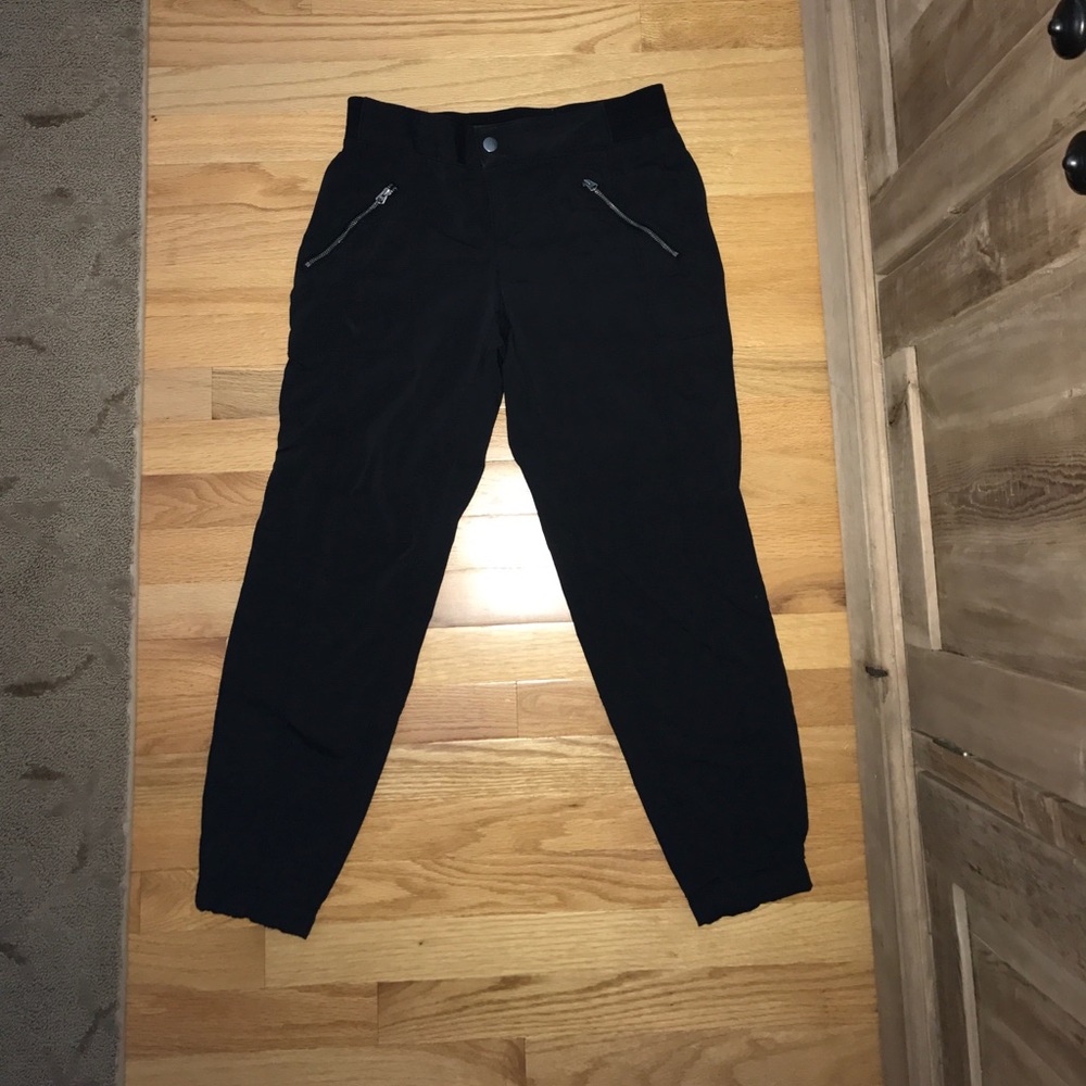 Athleta Cropped Pants