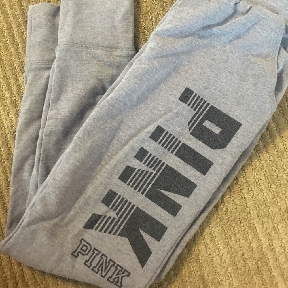 VS PINK SWEATPANTS
