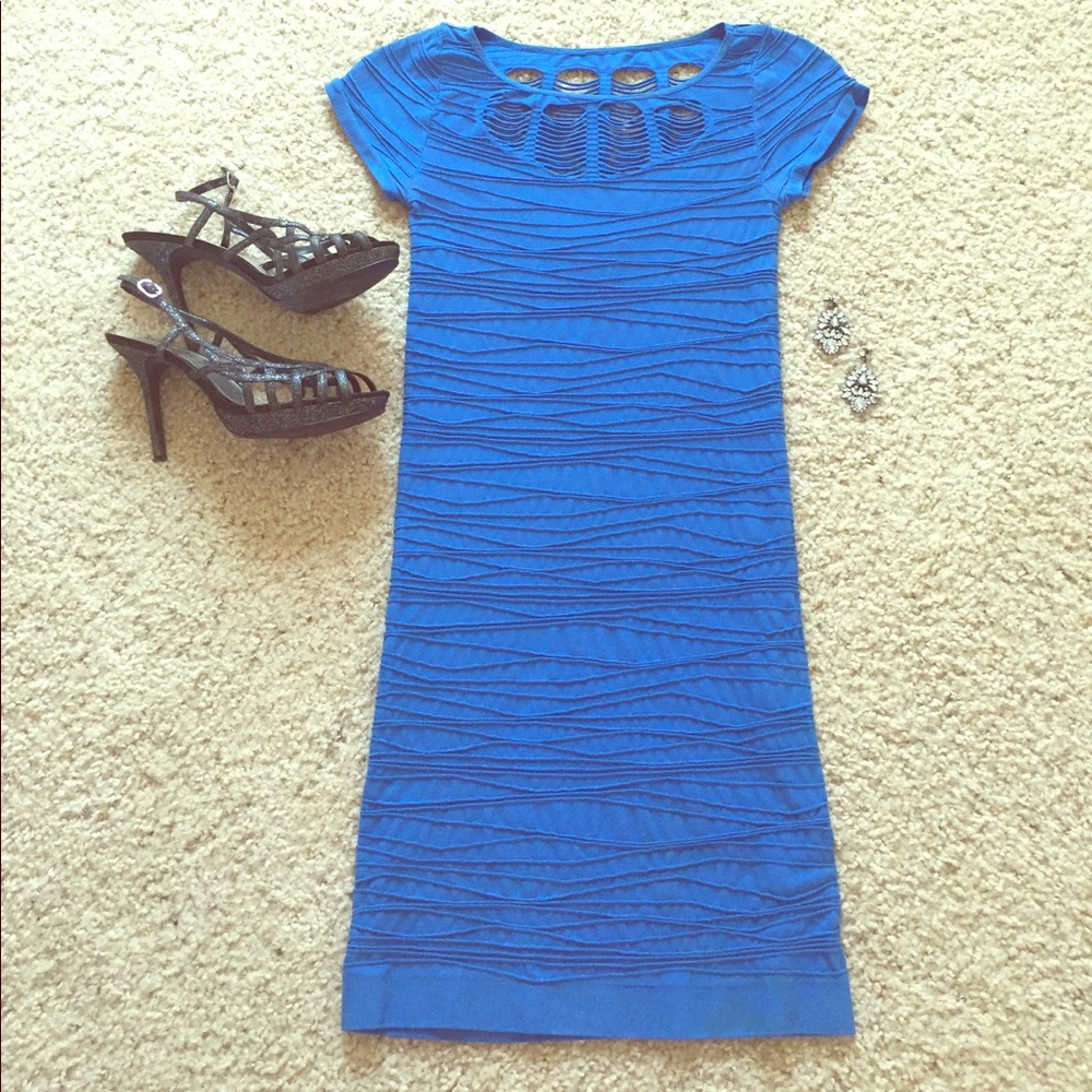 Bebe dress M/L