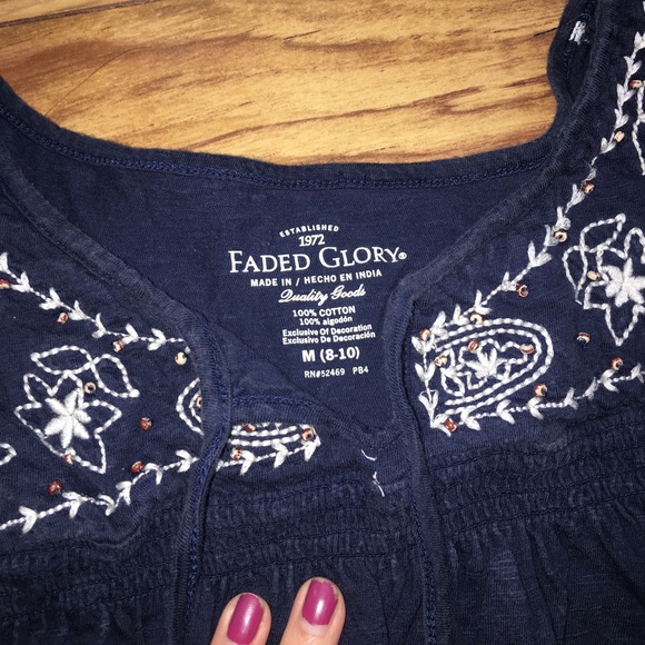 Flowy Navy top with cream detail - Picture 3 of 3