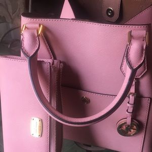 Michael Kors Jet Set pink tote & matching wallet.