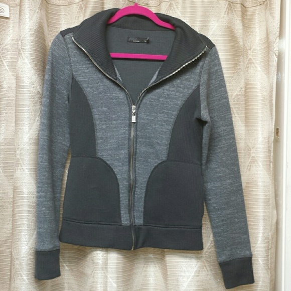Prana Jackets & Blazers - Prana size Medium lightweight soft jacket