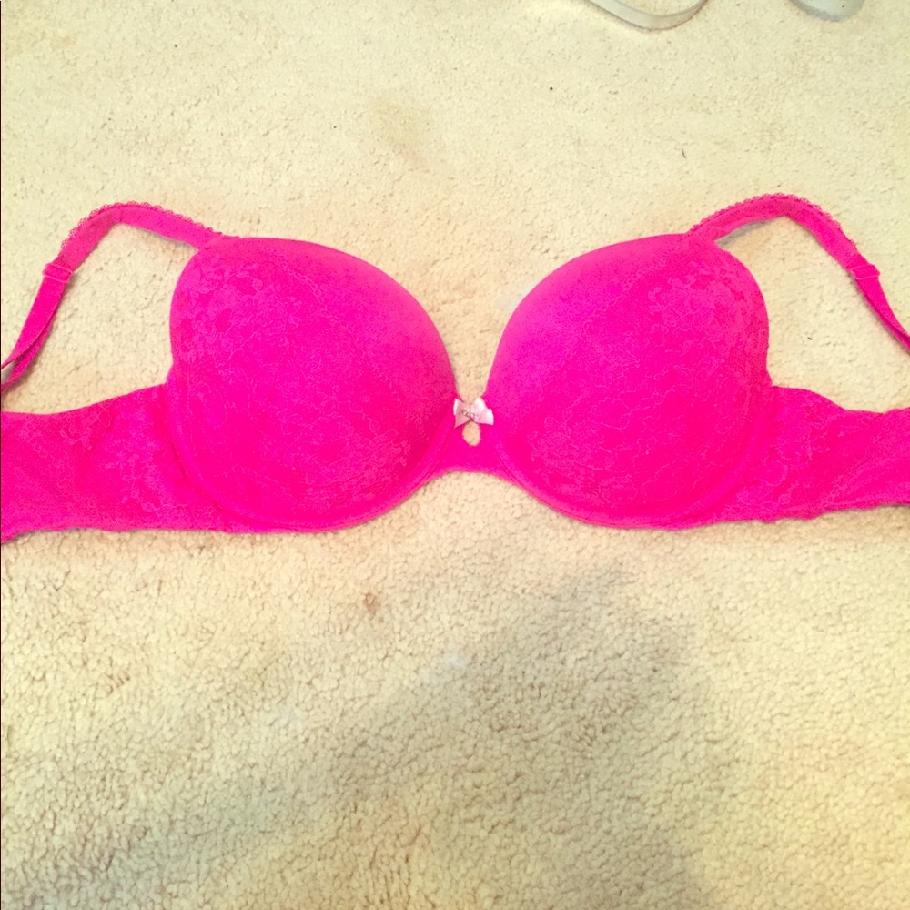 Victoria's Secret 34DDD pink lace
