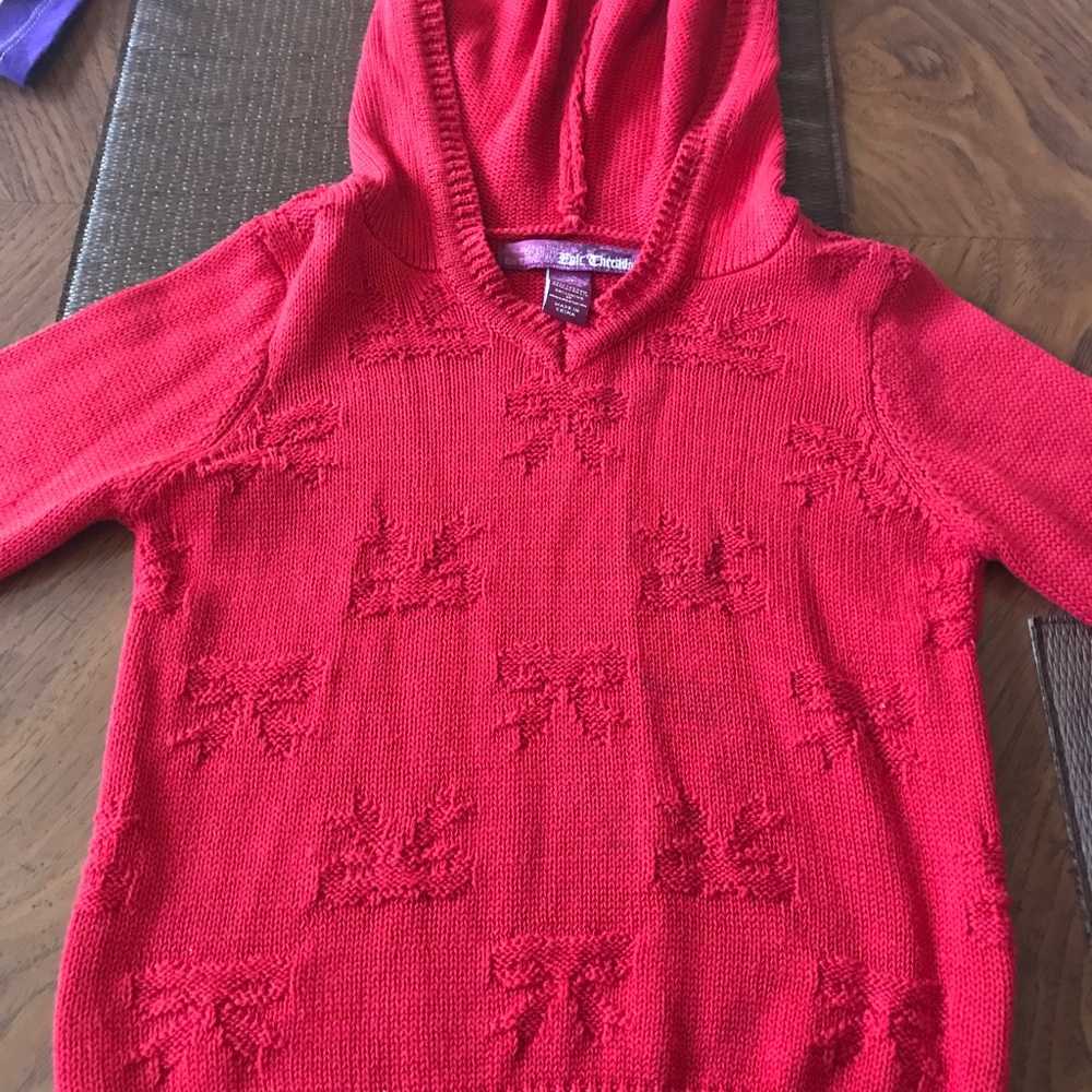 Sweaters - Picture 4 of 6