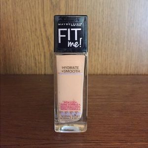 Maybelline Fit Me Hydrate + Smooth Foundation 125