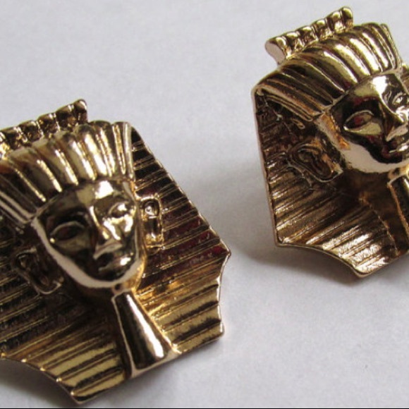 Jewelry - Egyptian Pharoah King Tut Goldtone Stud Earrings