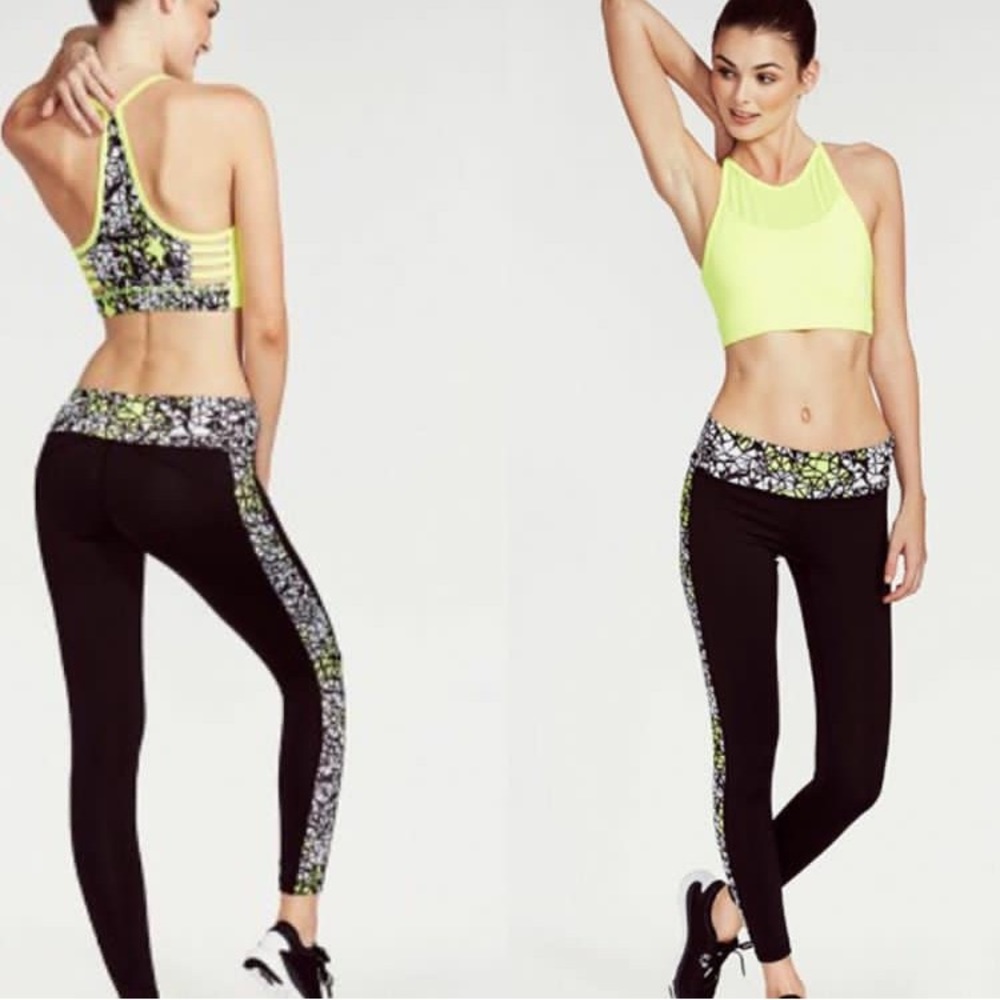 Boutique BNWT SOFFE workout pants