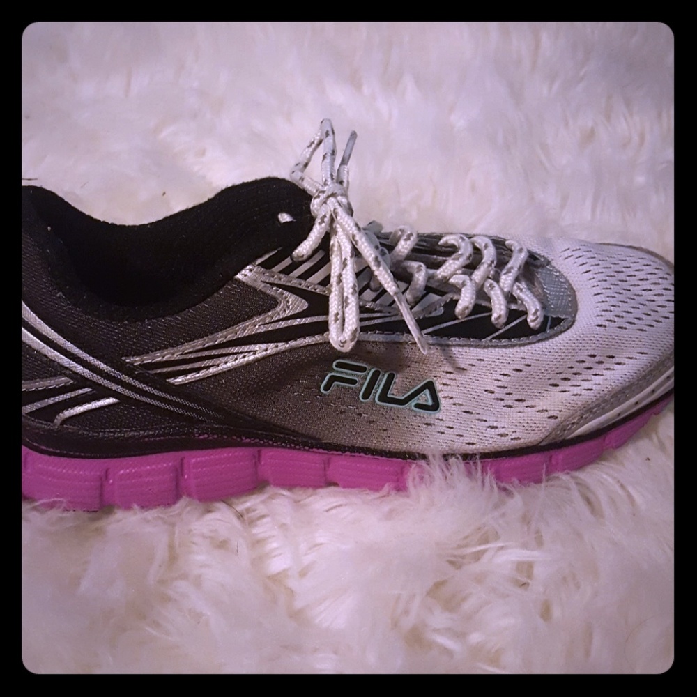 FILA Memory Cloak 2 Running Shoe