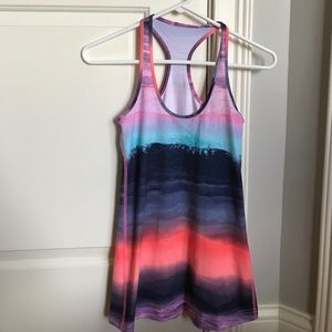 Lululemon workout tank!!