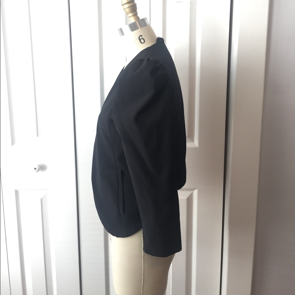 Black blazer - Picture 2 of 4