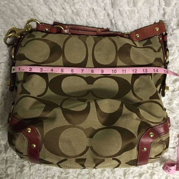 Coach - Picture 3 of 8