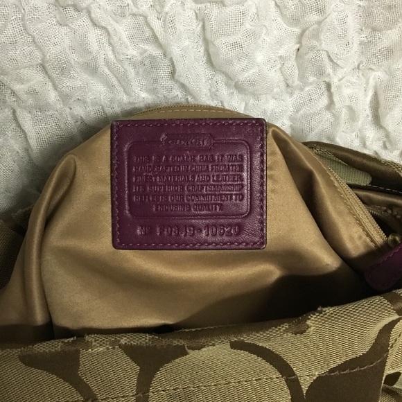 Coach - Picture 4 of 8