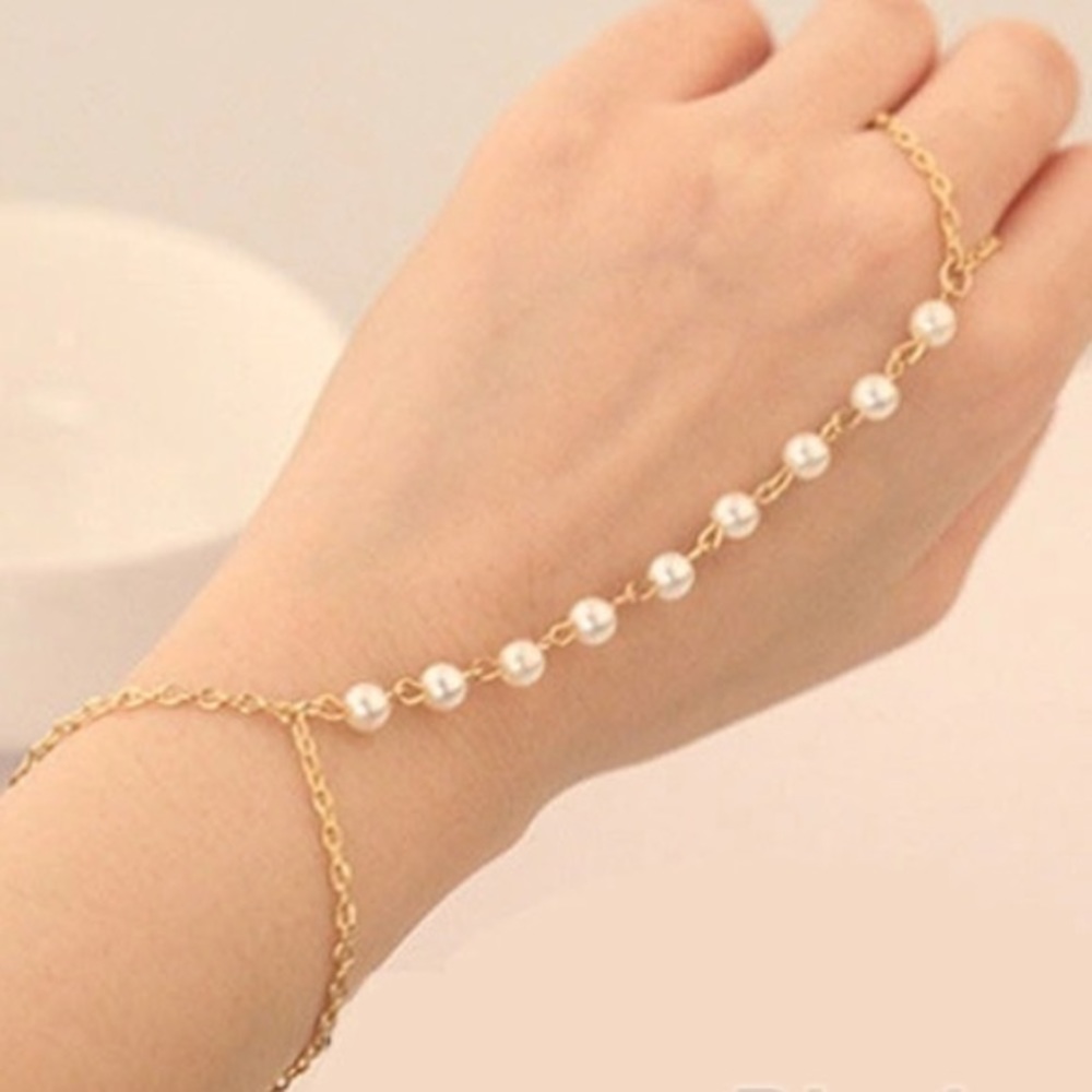 Beautiful Ring Bracelet - Picture 2 of 4