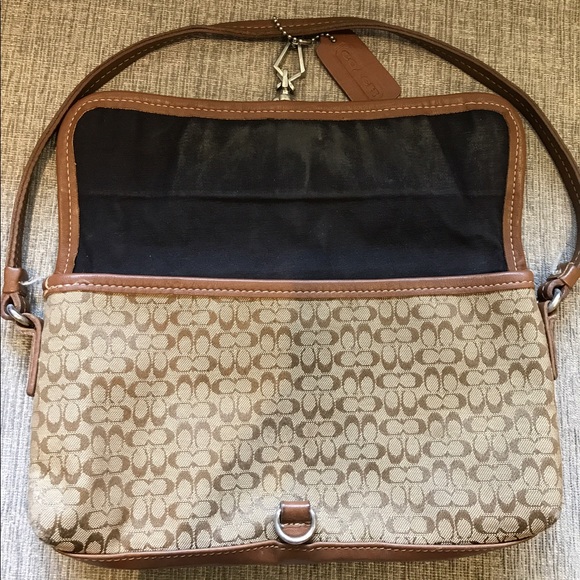 Coach VINTAGE Envelope Small Handbag - Picture 4 of 6