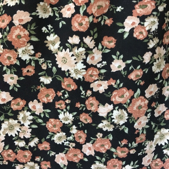 Forever 21 Floral Maxi/Full Length Skirt W/ Slit - Picture 4 of 7