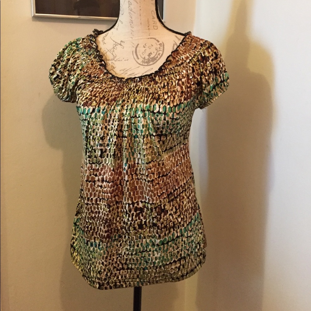5/$25 Smocked sleeve brown green creme shirt