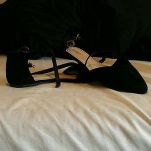 Black dressy flats
