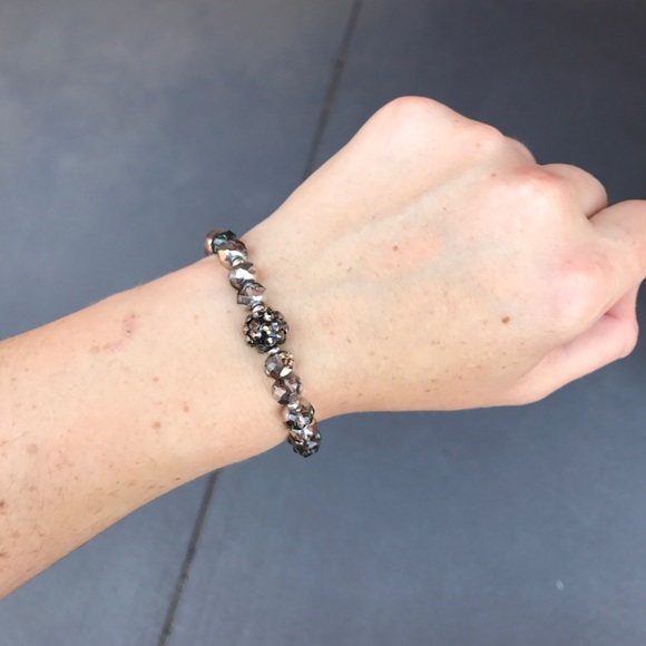 Silver Beaded stretch Bracelet - Picture 8 of 9