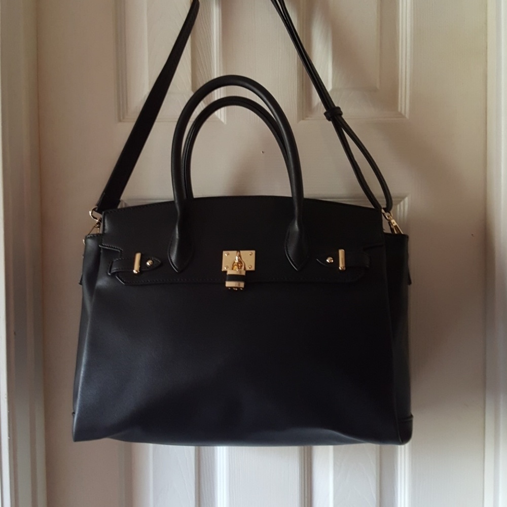 NWOT Black Satchel, a bargain for the price!!